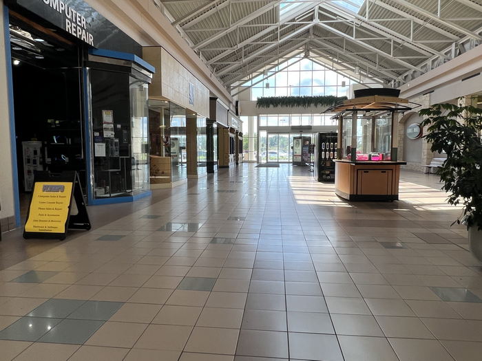 Midland Mall - July 31 2022